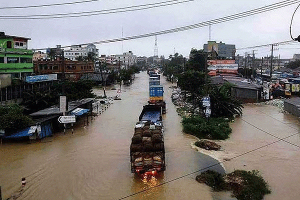 পানির নিচে ঢাকা-চট্টগ্রাম মহাসড়ক