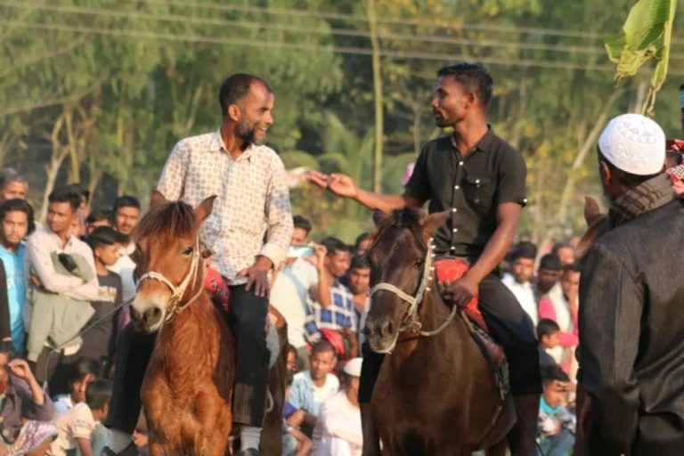 শ্রীবরদীতে হয়ে গেল ঐতিহ্যবাহী ঘোড় দৌড় প্রতিযোগিতা